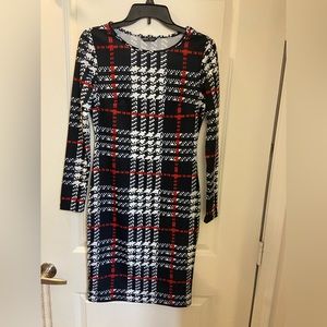 Plaid fitted dress.